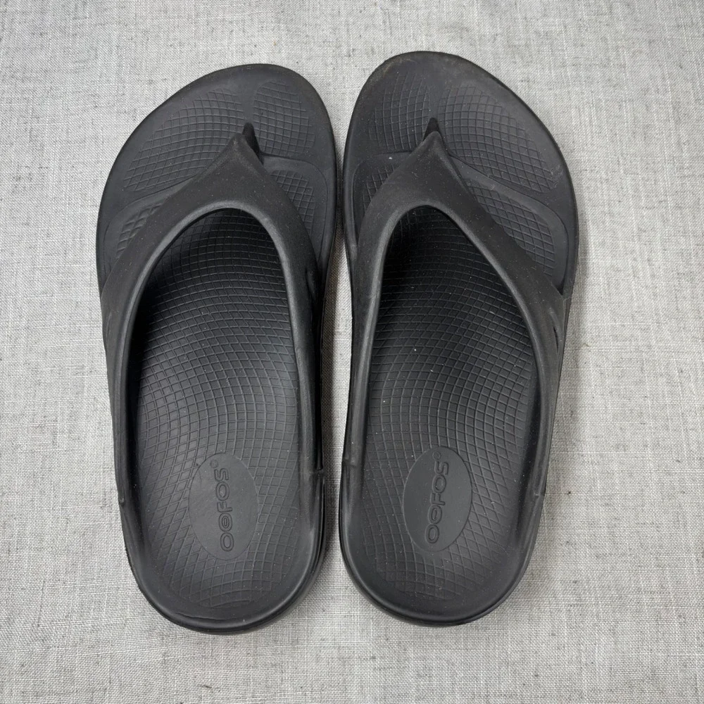 OOFOS OOriginal Recovery Sandals Black Mens 8 Womens 10 Thong Flip Flops EU 41